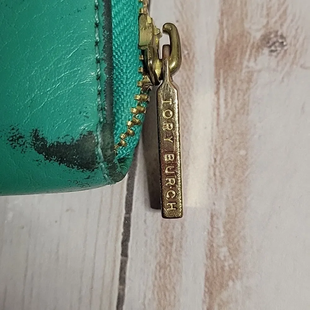 TORY BURCH Vintage Kipp Zippy Wallet Green FLAWS